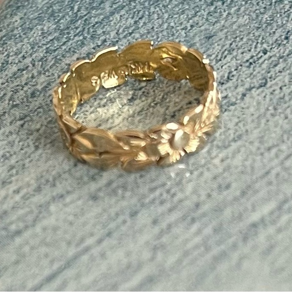 14 K Gold Hawaiian Carved Plumeria Pinkie Ring Size 2- Women's Jewelry - Picture 10 of 14